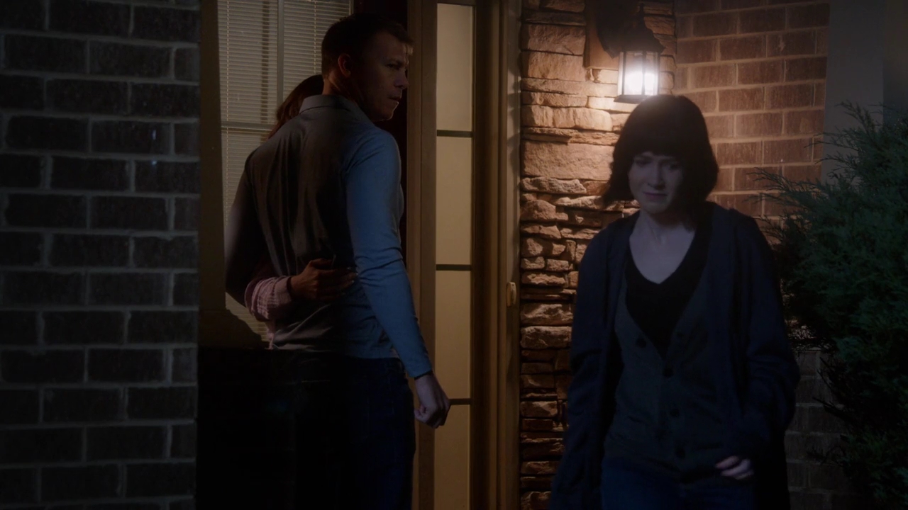 VampireDiariesWorld-dot-nl_SuitcaseKillerTheMelanieMcGuireStory0958.jpg