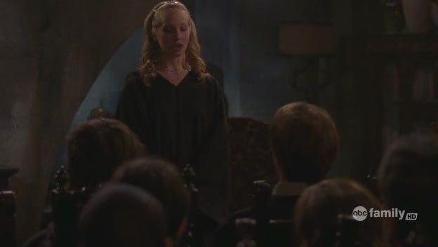VampireDiariesWorld-dot-org-Greek-2x20IsntItBro-mantic1573.jpg