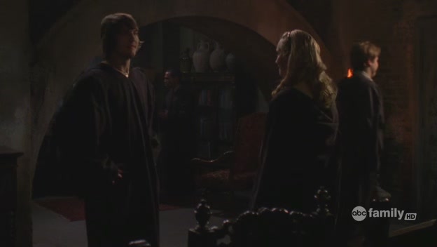 VampireDiariesWorld-dot-org-Greek-2x20IsntItBro-mantic2038.jpg