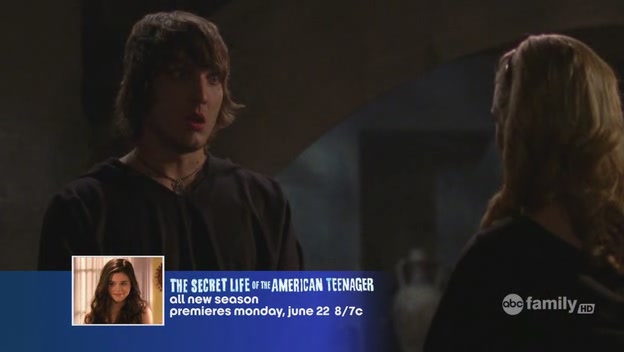 VampireDiariesWorld-dot-org-Greek-2x20IsntItBro-mantic2047.jpg