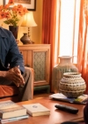 2x08-001.jpg