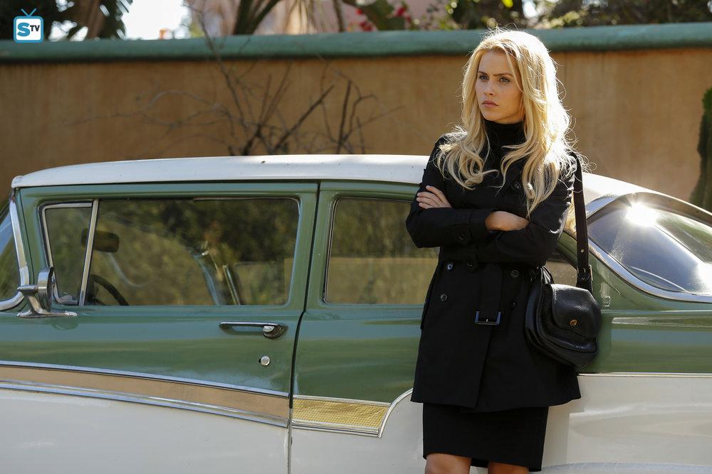 2x02-001.jpg