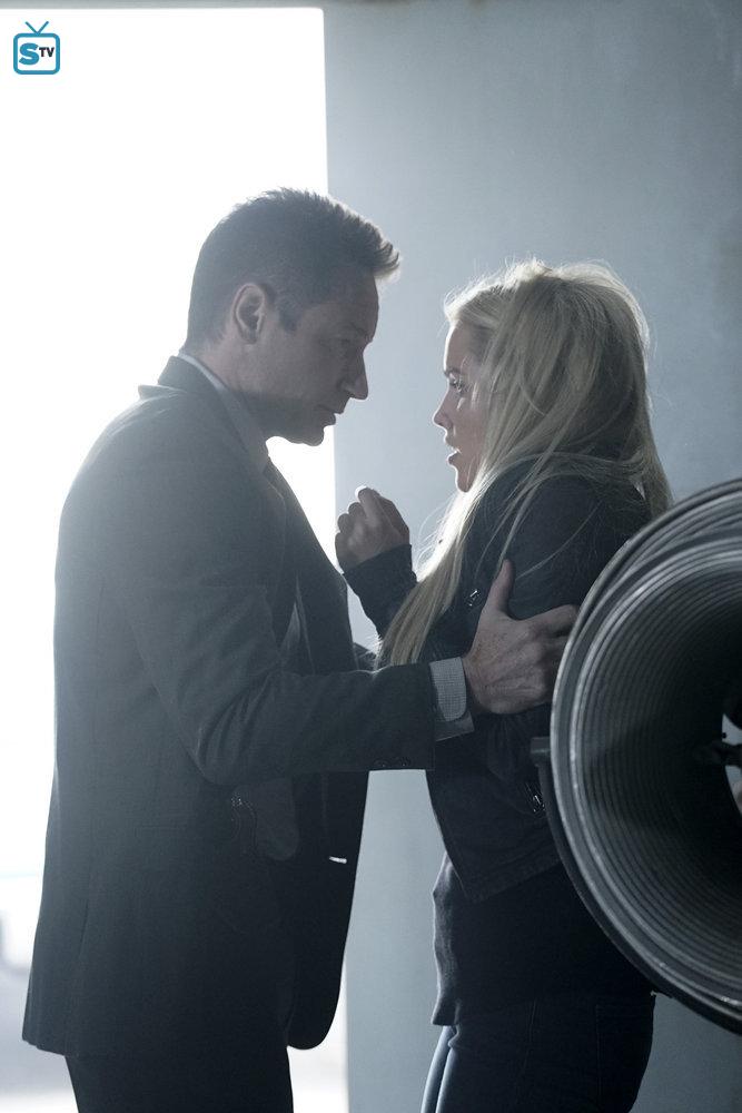 2x04-002.jpg