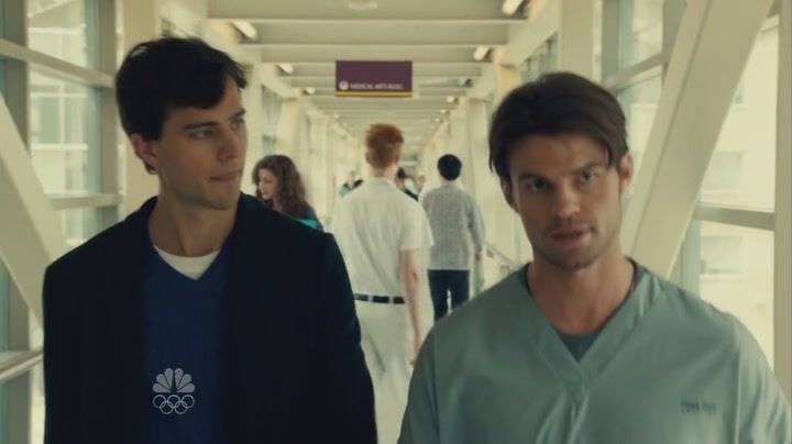 VampireDiariesWorld-dot-org_SavingHopeS01E01-2147.jpg