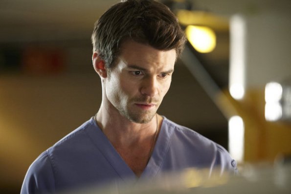 1x08-003.jpg