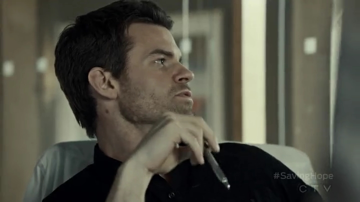 VampireDiariesWorld-dot-org_SavingHope2x03-0995.jpg VampireDiariesWorld-dot-org_SavingHope2x03-0995.jpg