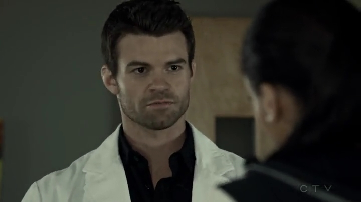 VampireDiariesWorld-dot-org_SavingHope2x03-1566.jpg VampireDiariesWorld-dot-org_SavingHope2x03-1566.jpg