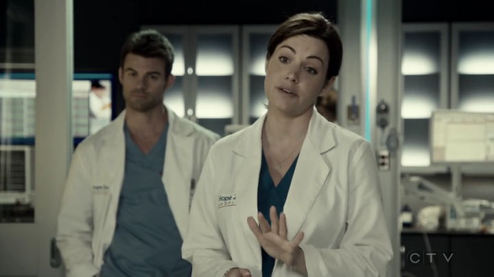 VampireDiariesWorld-dot-org_SavingHope3x05-2139.jpg