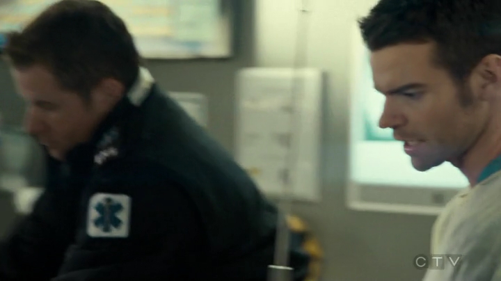 VampireDiariesWorld_dot_nl-SavingHope3x17-132.jpg VampireDiariesWorld_dot_nl-SavingHope3x17-132.jpg