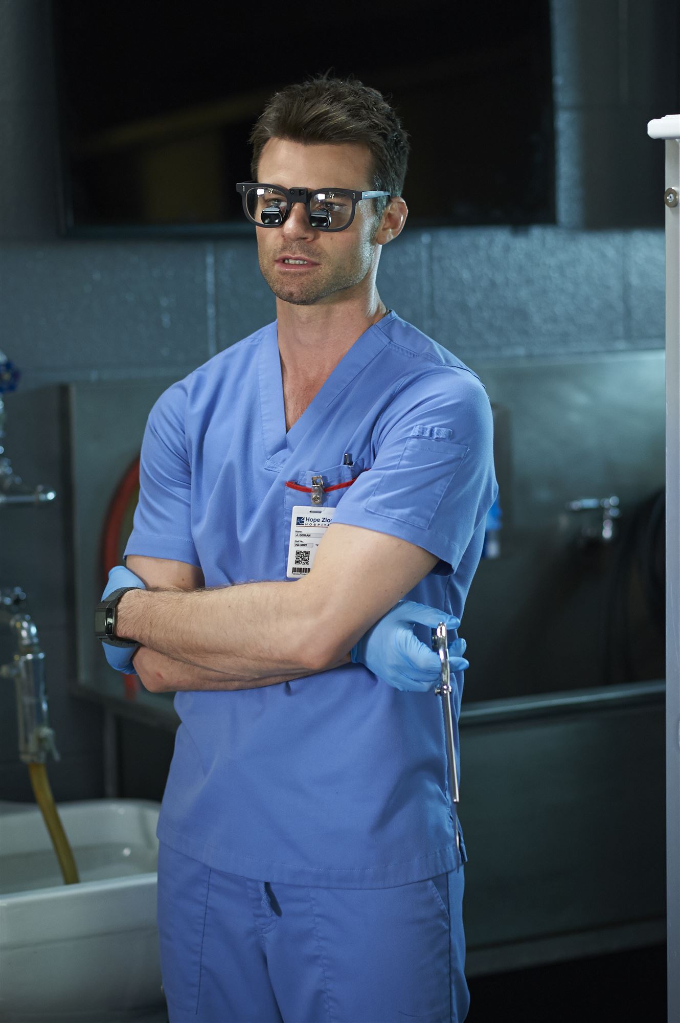 3x06-002.jpg 3x06-002.jpg