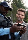 1x02-001.jpg