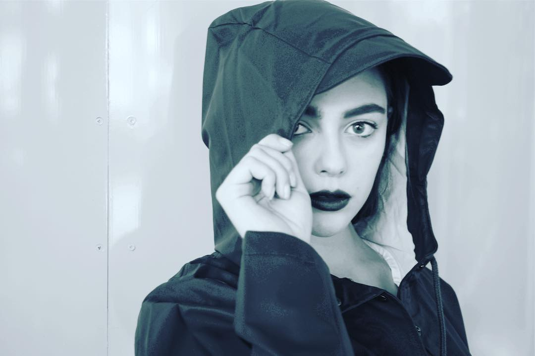 010.jpg
