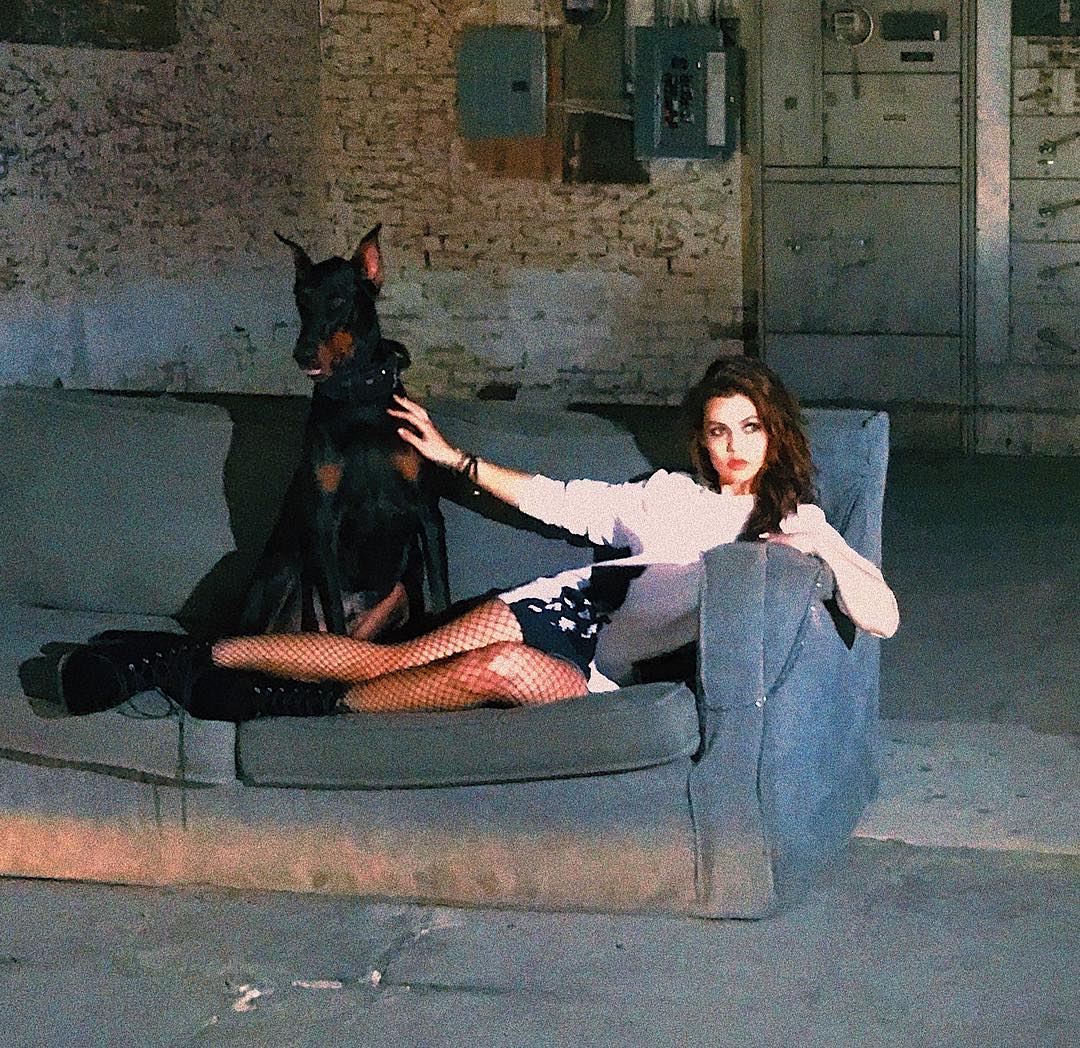 010.jpg
