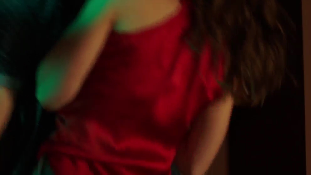 VampireDiariesWorld-dot-nl_FamousInLove2x01-0594.jpg