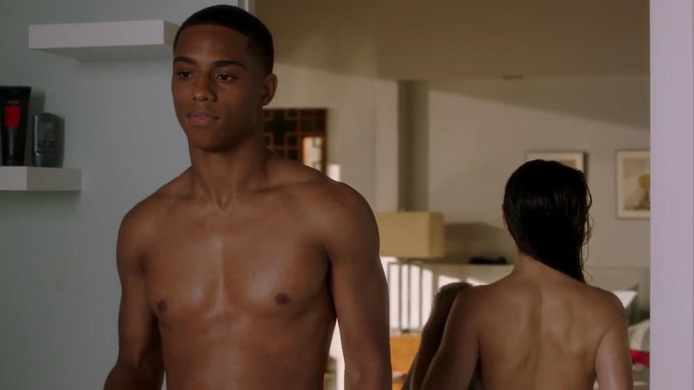 VampireDiariesWorld-dot-nl_FamousInLove2x02-0765.jpg VampireDiariesWorld-dot-nl_FamousInLove2x02-0765.jpg