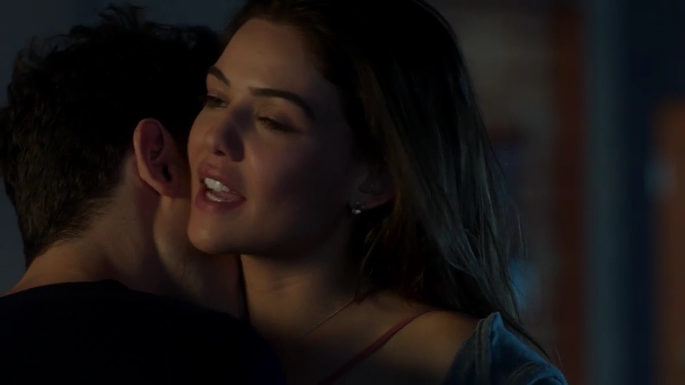 VampireDiariesWorld-dot-nl_FamousInLove2x02-1027.jpg VampireDiariesWorld-dot-nl_FamousInLove2x02-1027.jpg