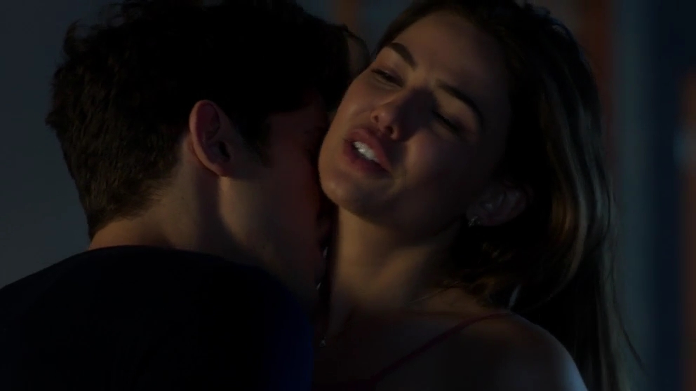 VampireDiariesWorld-dot-nl_FamousInLove2x02-1035.jpg VampireDiariesWorld-dot-nl_FamousInLove2x02-1035.jpg