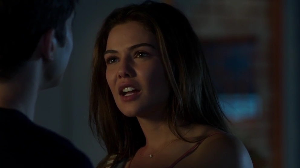 VampireDiariesWorld-dot-nl_FamousInLove2x02-1042.jpg VampireDiariesWorld-dot-nl_FamousInLove2x02-1042.jpg