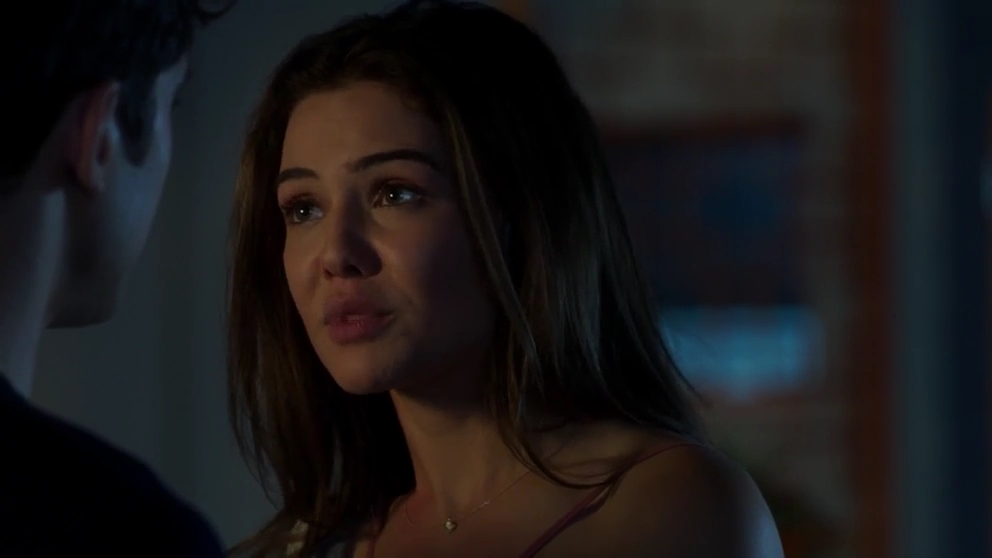 VampireDiariesWorld-dot-nl_FamousInLove2x02-1056.jpg VampireDiariesWorld-dot-nl_FamousInLove2x02-1056.jpg