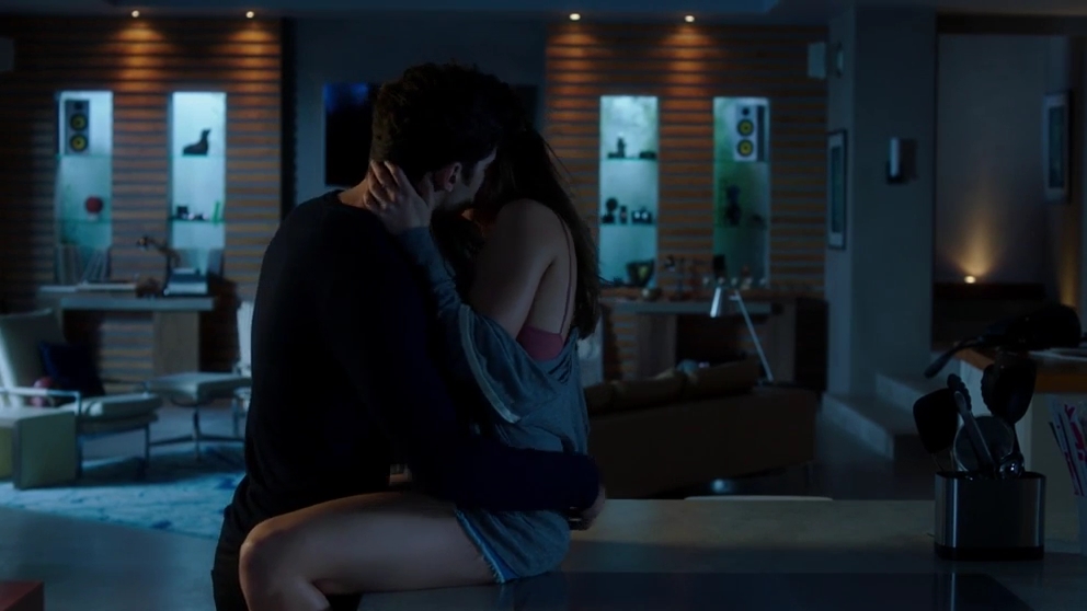 VampireDiariesWorld-dot-nl_FamousInLove2x02-1081.jpg VampireDiariesWorld-dot-nl_FamousInLove2x02-1081.jpg