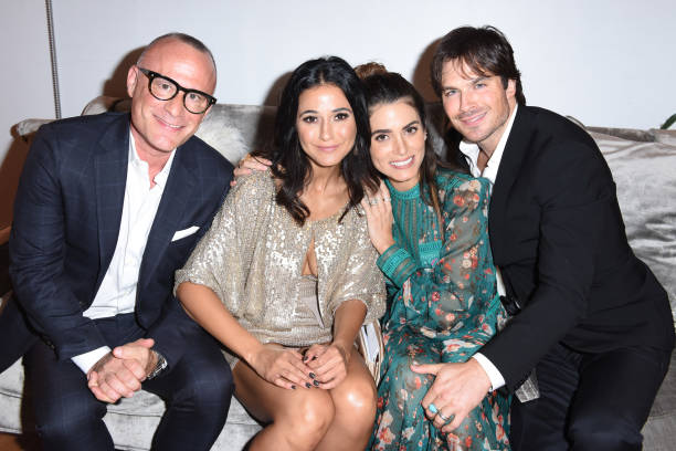 backstage002.jpg backstage002.jpg