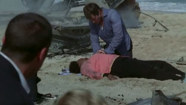 VampireDiariesWorld-dot-org_Lost-1x01PilotPart1-00001.jpg VampireDiariesWorld-dot-org_Lost-1x01PilotPart1-00001.jpg