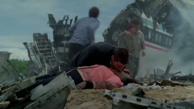 VampireDiariesWorld-dot-org_Lost-1x01PilotPart1-00027.jpg VampireDiariesWorld-dot-org_Lost-1x01PilotPart1-00027.jpg