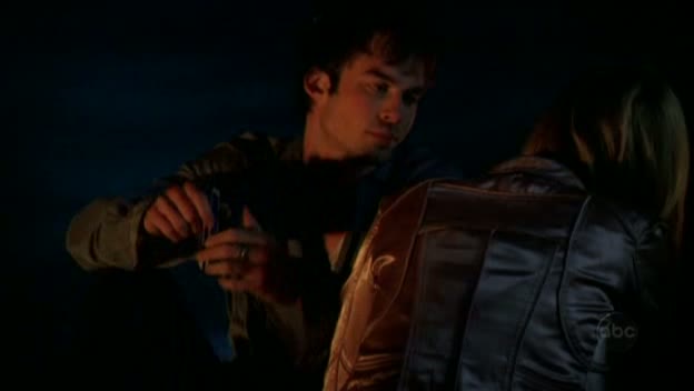 VampireDiariesWorld-dot-org_Lost-1x01PilotPart1-00062.jpg VampireDiariesWorld-dot-org_Lost-1x01PilotPart1-00062.jpg