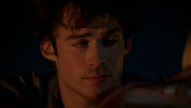VampireDiariesWorld-dot-org_Lost-1x01PilotPart1-00079.jpg VampireDiariesWorld-dot-org_Lost-1x01PilotPart1-00079.jpg