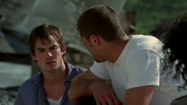 VampireDiariesWorld-dot-org_Lost-1x01PilotPart1-00111.jpg VampireDiariesWorld-dot-org_Lost-1x01PilotPart1-00111.jpg