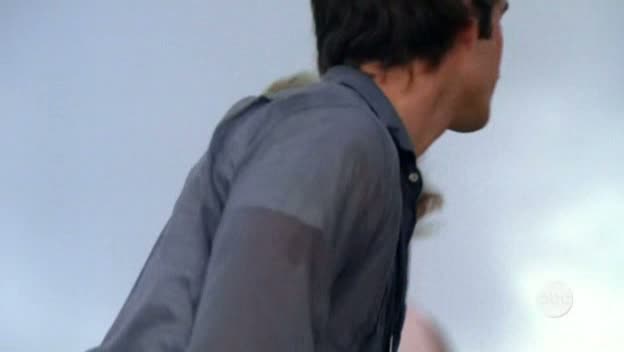 VampireDiariesWorld-dot-org_Lost-1x02PilotPart2-00121.jpg