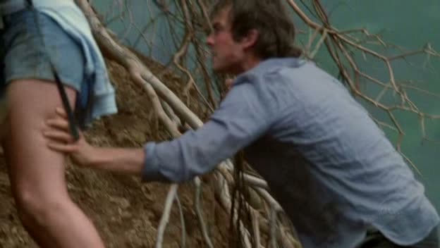 VampireDiariesWorld-dot-org_Lost-1x02PilotPart2-00157.jpg