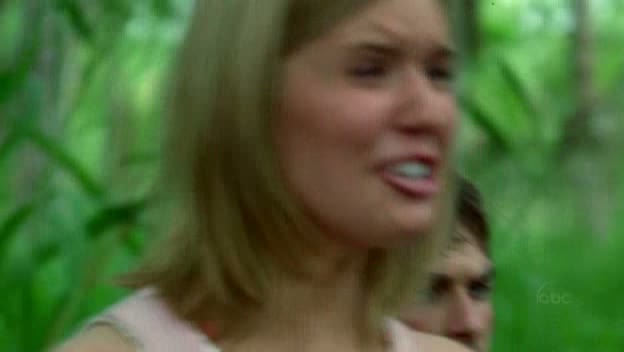 VampireDiariesWorld-dot-org_Lost-1x02PilotPart2-00179.jpg