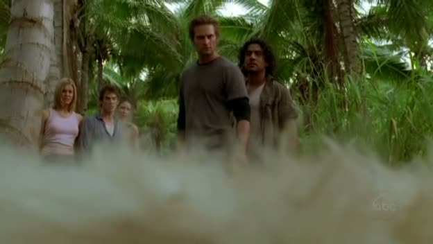 VampireDiariesWorld-dot-org_Lost-1x02PilotPart2-00190.jpg