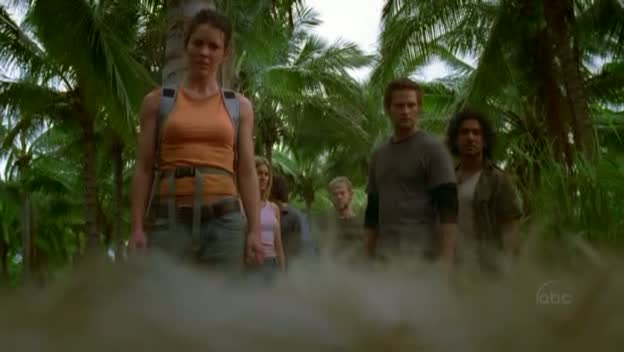 VampireDiariesWorld-dot-org_Lost-1x02PilotPart2-00203.jpg