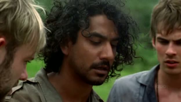 VampireDiariesWorld-dot-org_Lost-1x02PilotPart2-00236.jpg