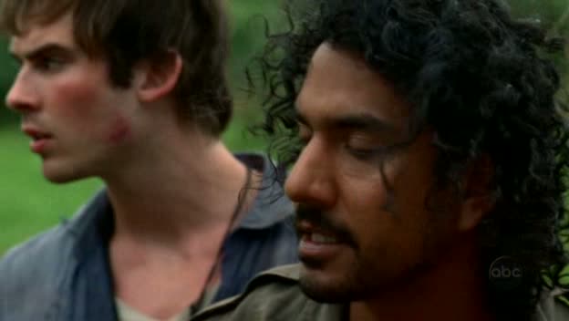 VampireDiariesWorld-dot-org_Lost-1x02PilotPart2-00257.jpg
