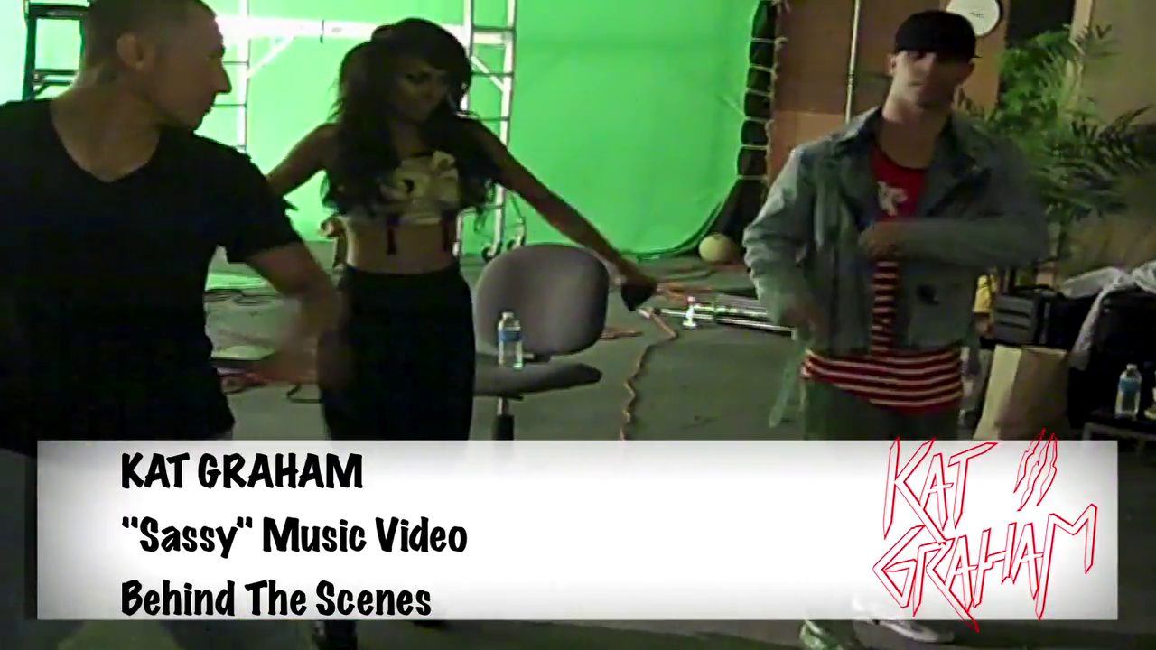 VampireDiariesWorld-dot-org_Sassy-MusicVideo_BehindTheScenes-Captures00012.png