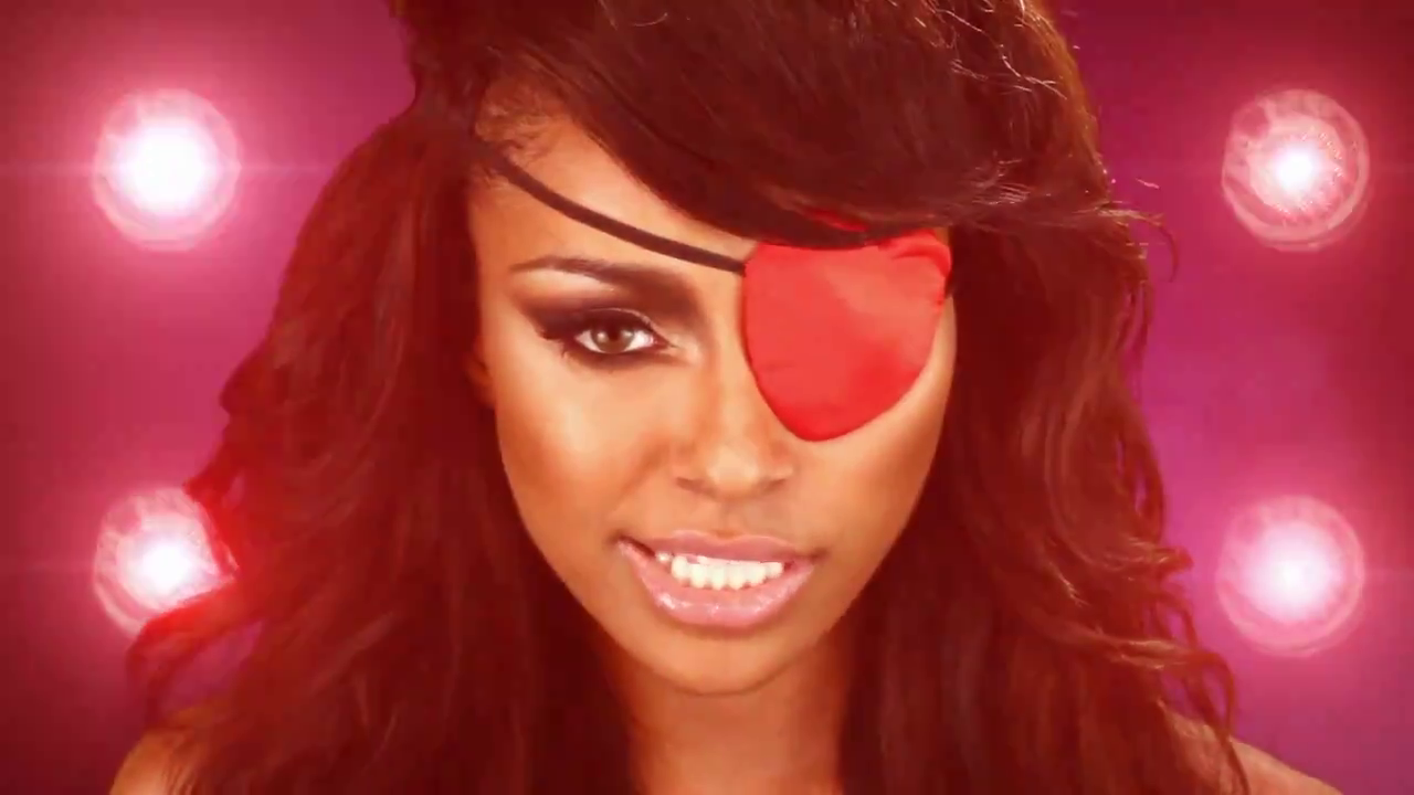 VampireDiariesWorld_dot_org-Sassy00070.png