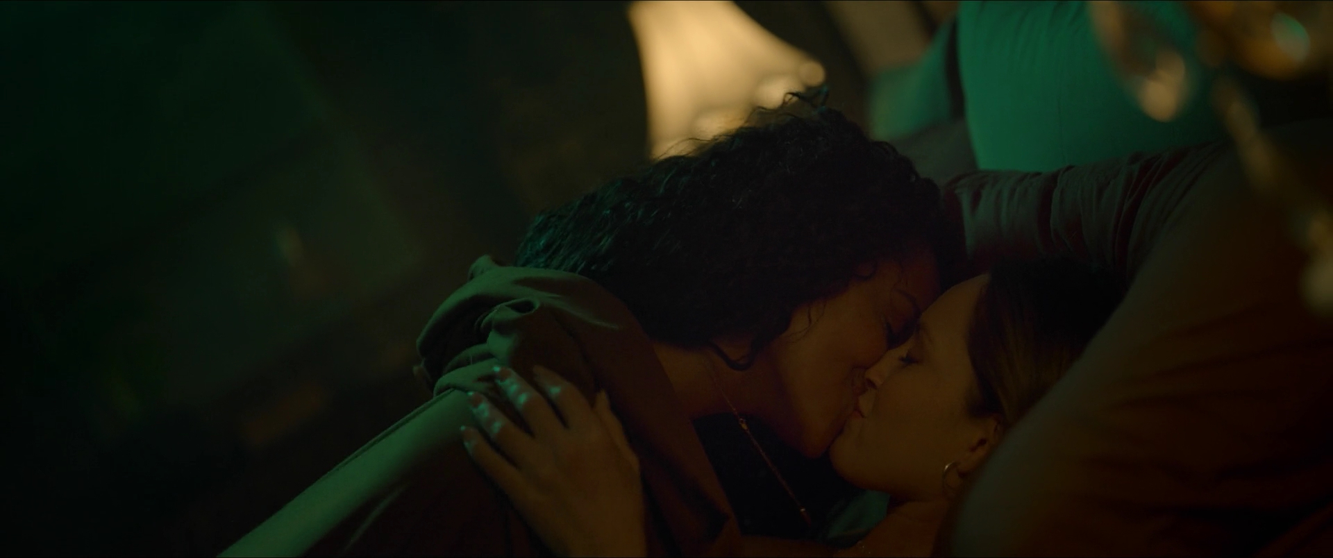 vampirediariesworld-dot-nl_Heatwave2279.jpg