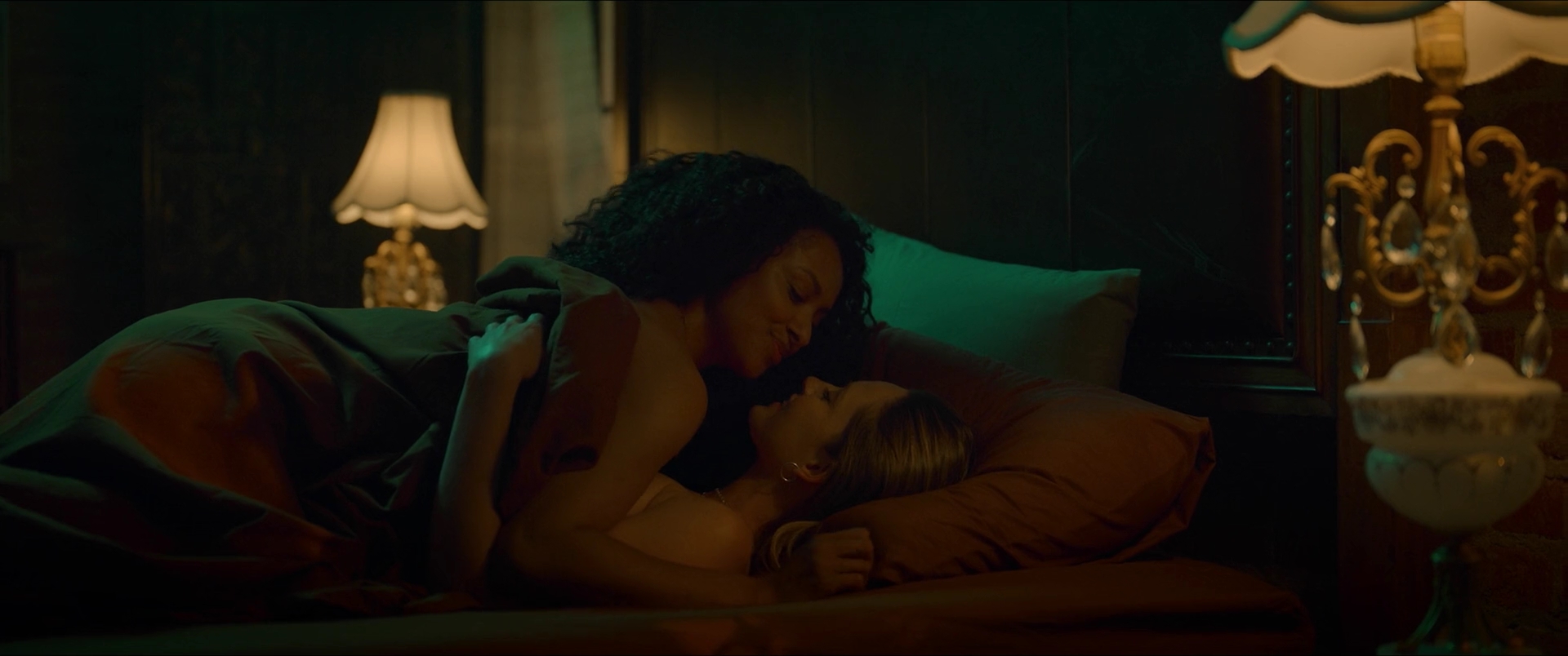 vampirediariesworld-dot-nl_Heatwave2296.jpg