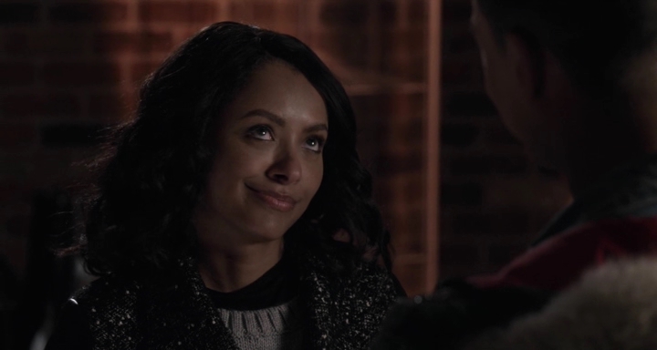 Charmed-Online-dot-nl_TheHolidayCalendar5173.jpg