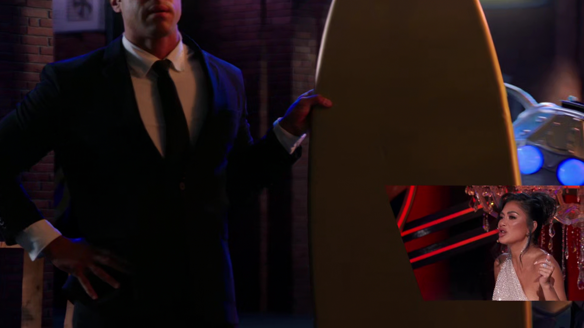 VampireDiariesWorld-MaskedSinger8x04-0102.jpg