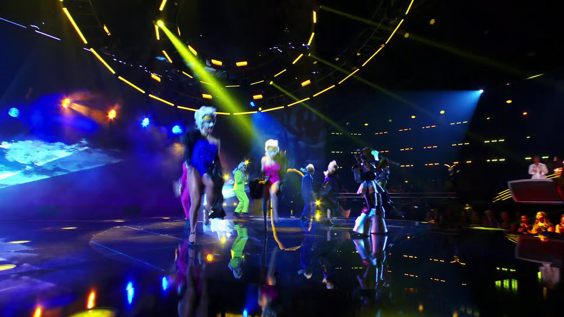 VampireDiariesWorld-MaskedSinger8x04-0216.jpg VampireDiariesWorld-MaskedSinger8x04-0216.jpg