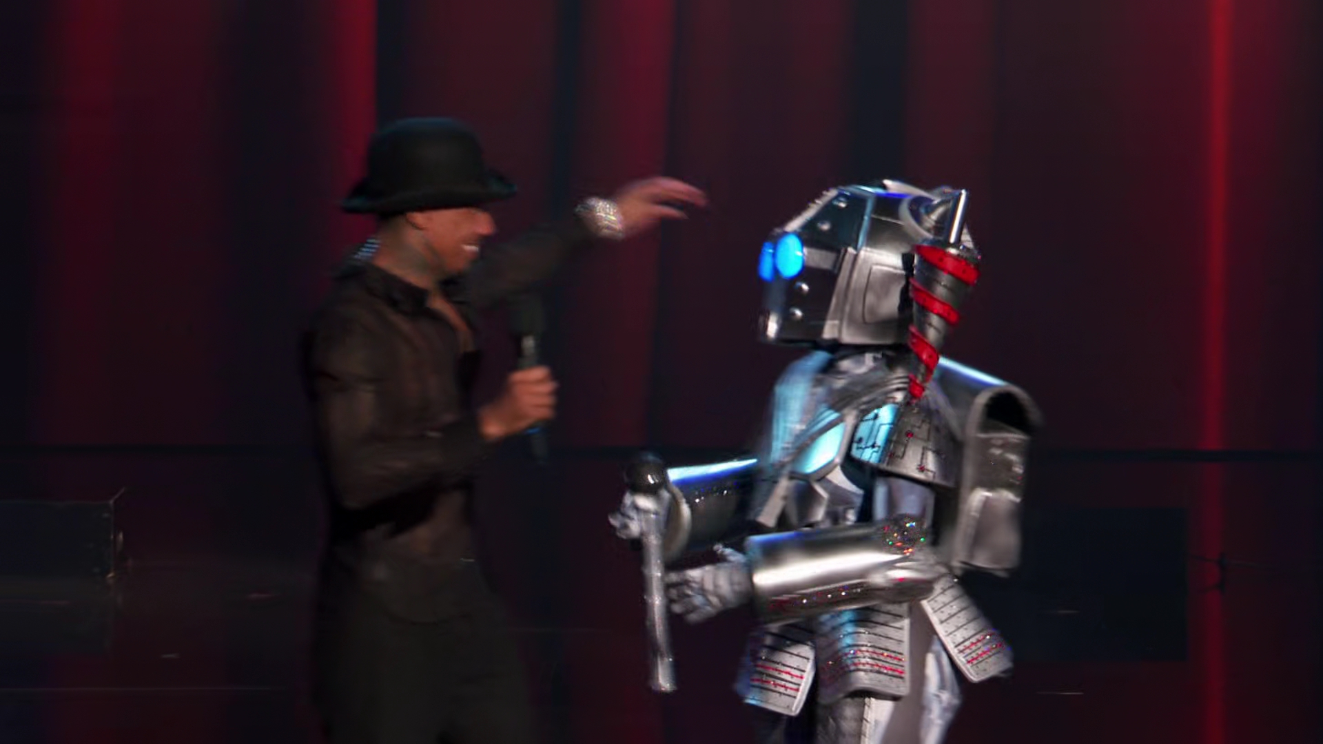 VampireDiariesWorld-MaskedSinger8x04-0249.jpg VampireDiariesWorld-MaskedSinger8x04-0249.jpg