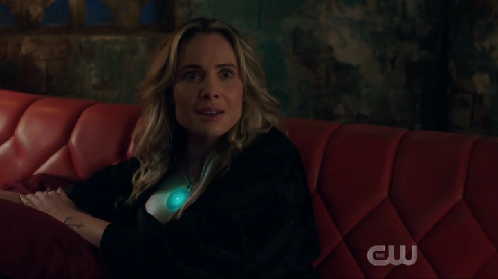 VampireDiariesWorld-dot-nl_Charmed1x15-0117.jpg