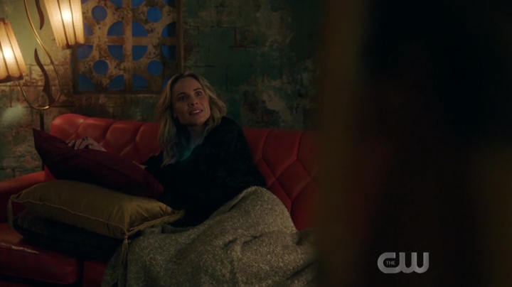 VampireDiariesWorld-dot-nl_Charmed1x15-0125.jpg