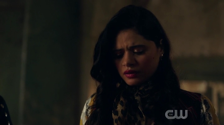 VampireDiariesWorld-dot-nl_Charmed1x15-0182.jpg