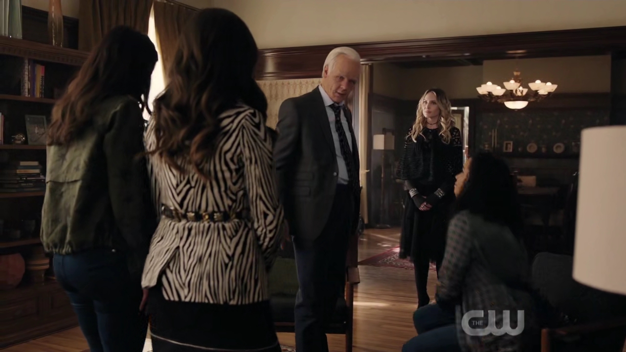 VampireDiariesWorld-dot-nl_Charmed1x17-0362.jpg