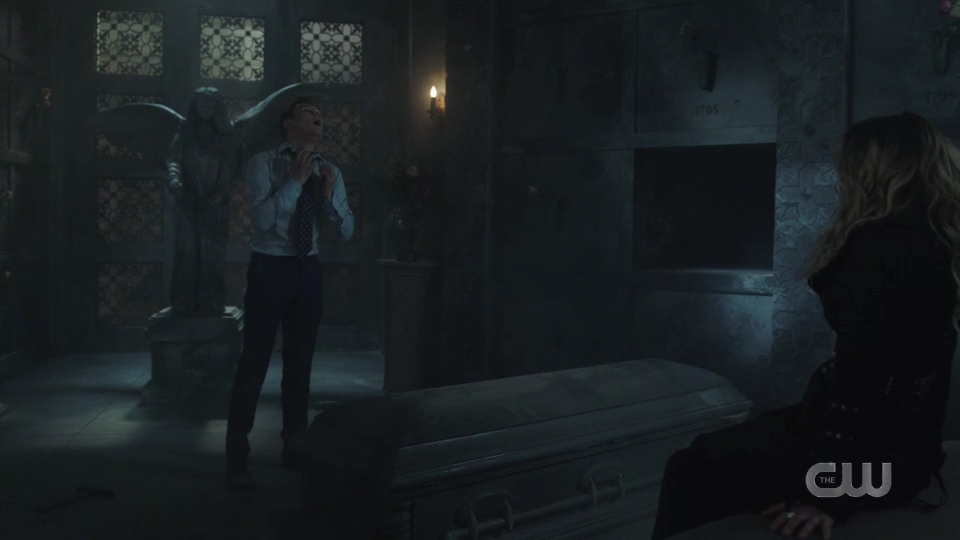 VampireDiariesWorld-dot-nl_Charmed1x19-0273.jpg